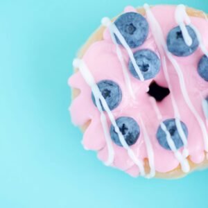 closeup photo of doughnut